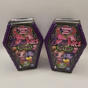 🆕️ 2 Zombaes Forever Figures